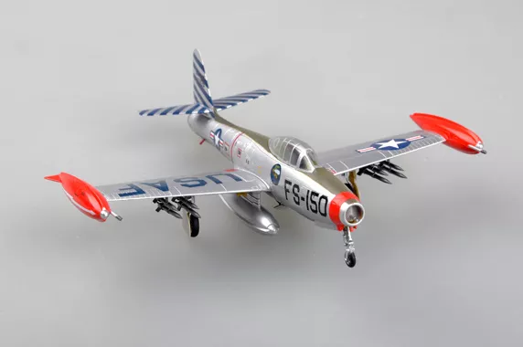 Trumpeter Easy Model - F-84E49-2105,Was assigned to22nd Fighter 